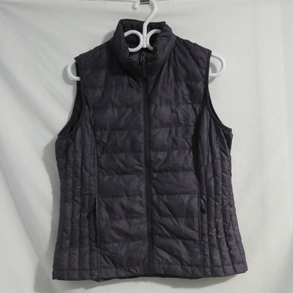 Purple puffer vest, full zip